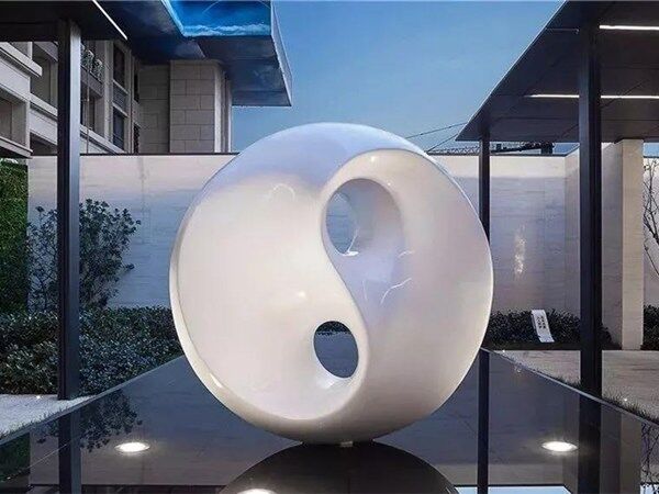 抽象雕塑