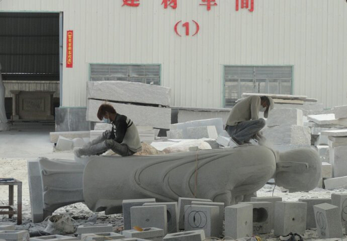 不锈钢雕塑的材质特点有哪些? 不锈钢雕塑的材质特点有哪些?